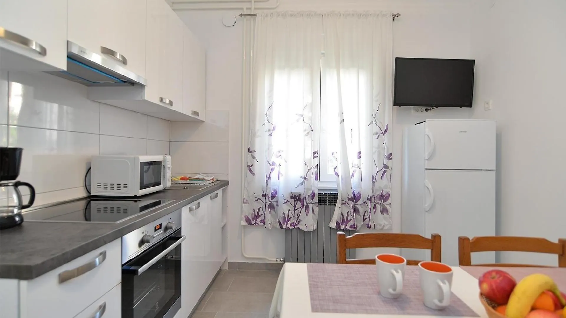 Apartment Ferienwohnung Fuer 4 Personen Ca 40 Qm In Fazana, Istrien Istrische Riviera